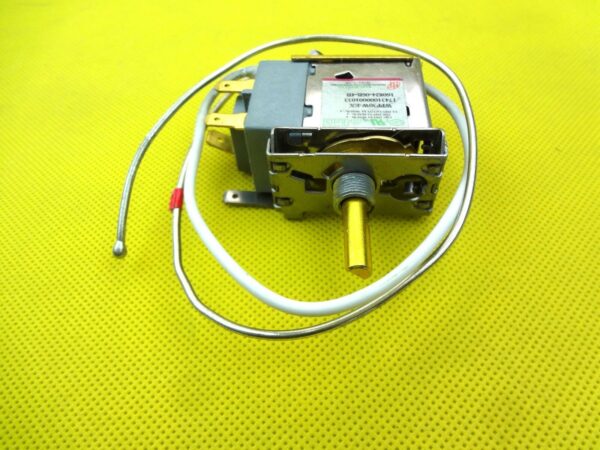 Termostatas WPF22-L 2/3,WPFE30J-L2 SIGNAL COMPOUND THERMOSTAT Automotive parts of refrigerated freezers for domestic industrial refrigeration equipment