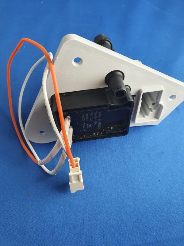 WHIRLPOOL/INDESIT condensate assembly pump for the dryer Dryer pumps