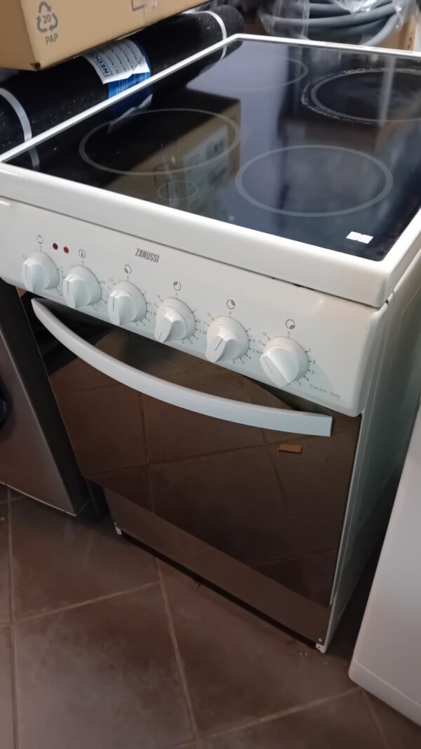 Keramikinė viryklė ZANUSSI 50 cm plotis ,65cm gylis El. stoves, hobs, ovens