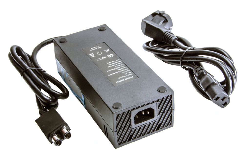 Maitinimo šaltinis Xbox One CLASSIC PSE50149EU Wi-Fi adapters for computers, tablets (iPad, Tab) parts