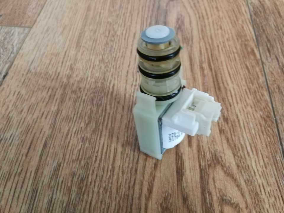 Indaplovės BOSCH/SIEMENS bakelio vožtuvas VALVE-REGENERATION Dishwasher valves
