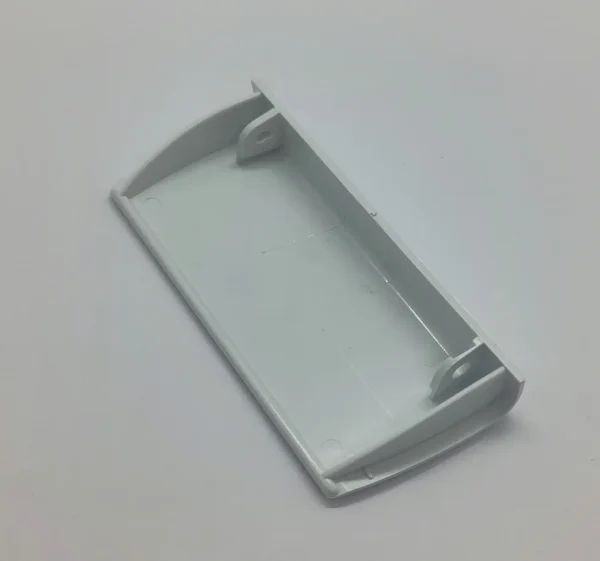 Šaldytuvo WHIRLPOOL, BAUKNECHT, IGNIS, SMEG, INDESIT, IKEA, LADEN, RADIOLA šaldiklio skyriaus durelių rankenėlė, 99x44x16mm - Image 2