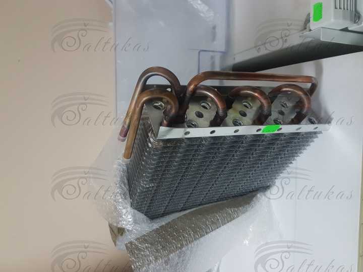 Pramoninio šaldytuvo išgarintojas R404A, 90W, 8 vamzdelių, 400 x 75 x 280 mm, 1,10 m² Parts of kitchen air conditioner equipment and other equipment for industrial refrigerators