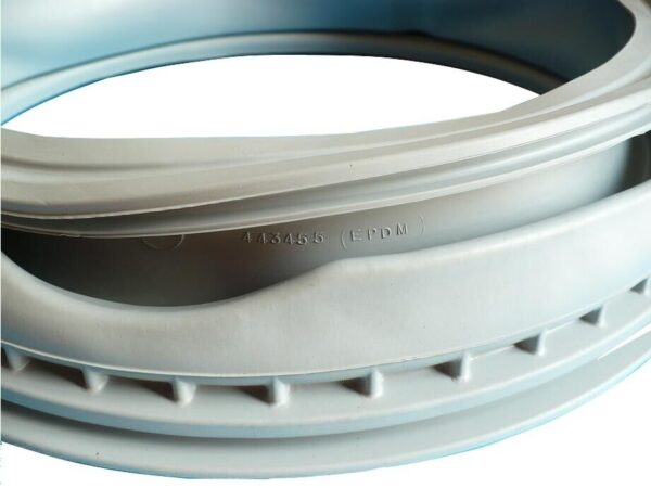 Bosch/SIEMENS washing machine door gasket - Image 3