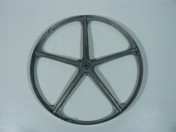 Flywheel of the axis of the drum of the BOSCH/SIEMENS washing machine