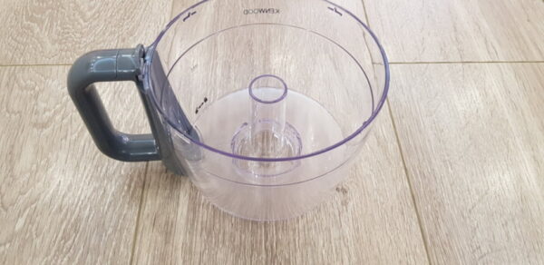 Combine harvester vessel DELONGHI,KENWOOD vessel