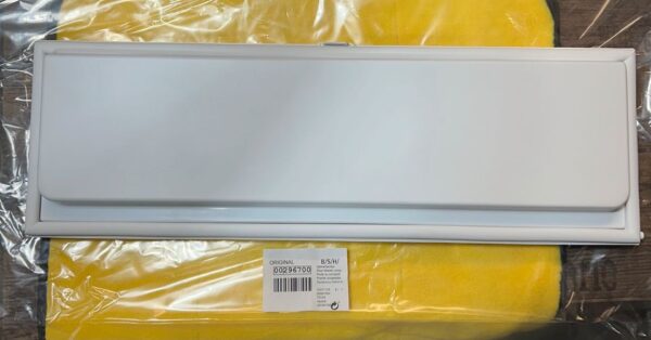 Bosch/SIEMENS refrigerator chamber door - Image 5