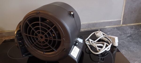 Gartraukio FALMEC variklis 30506073F#49. MOTOR BLOWER FBHE 220-240V ~ 50-60HZ T80 800 M3/H - Image 3